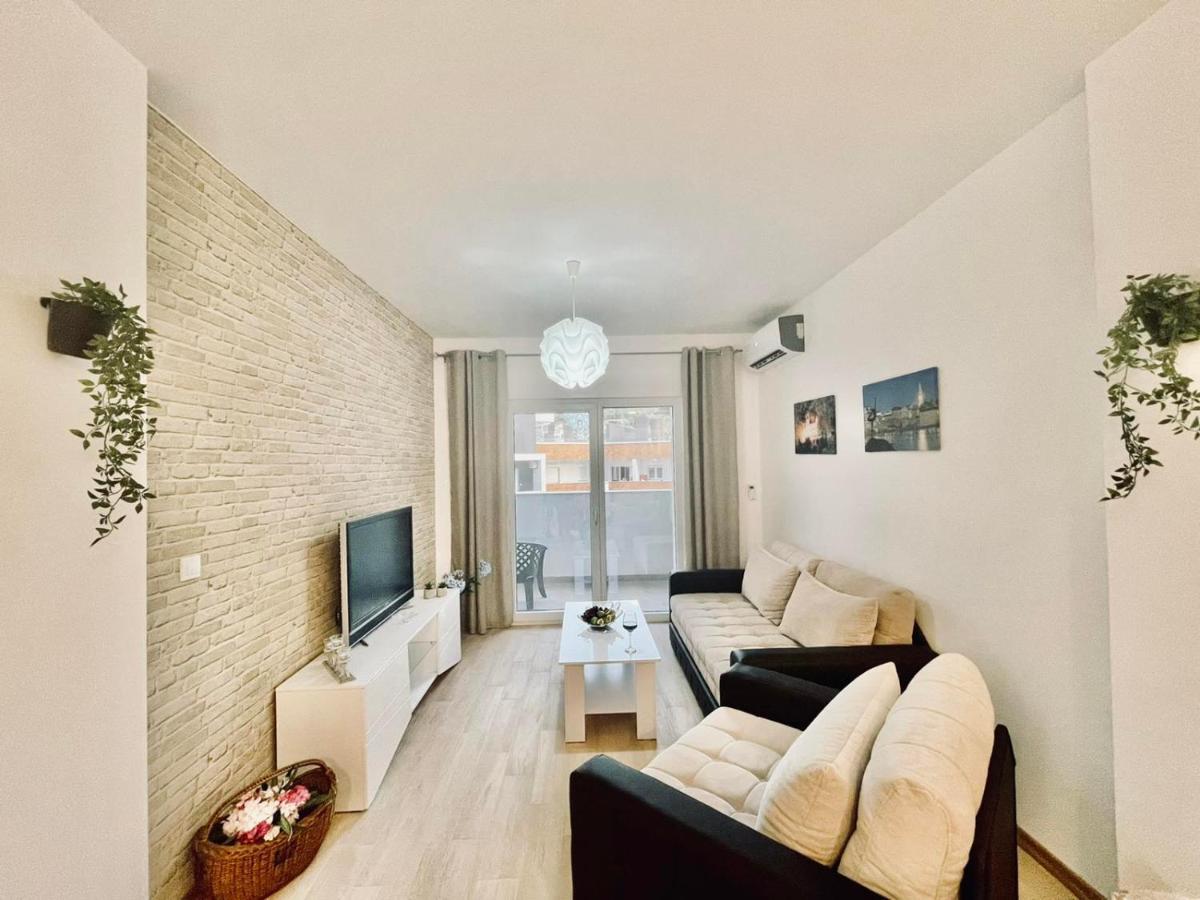 Olive Square Apartment ブドヴァ エクステリア 写真