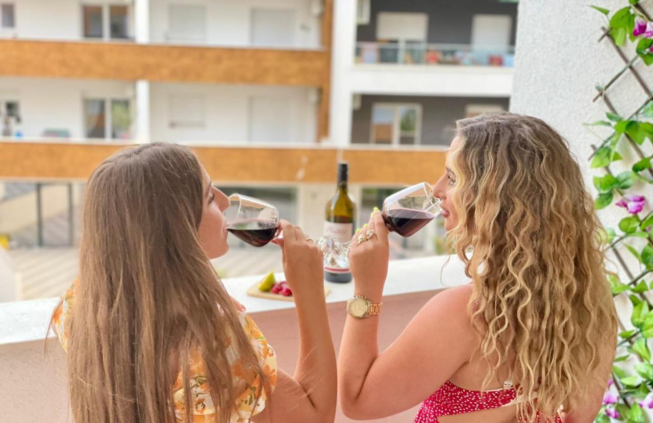 Olive Square Apartment ブドヴァ エクステリア 写真