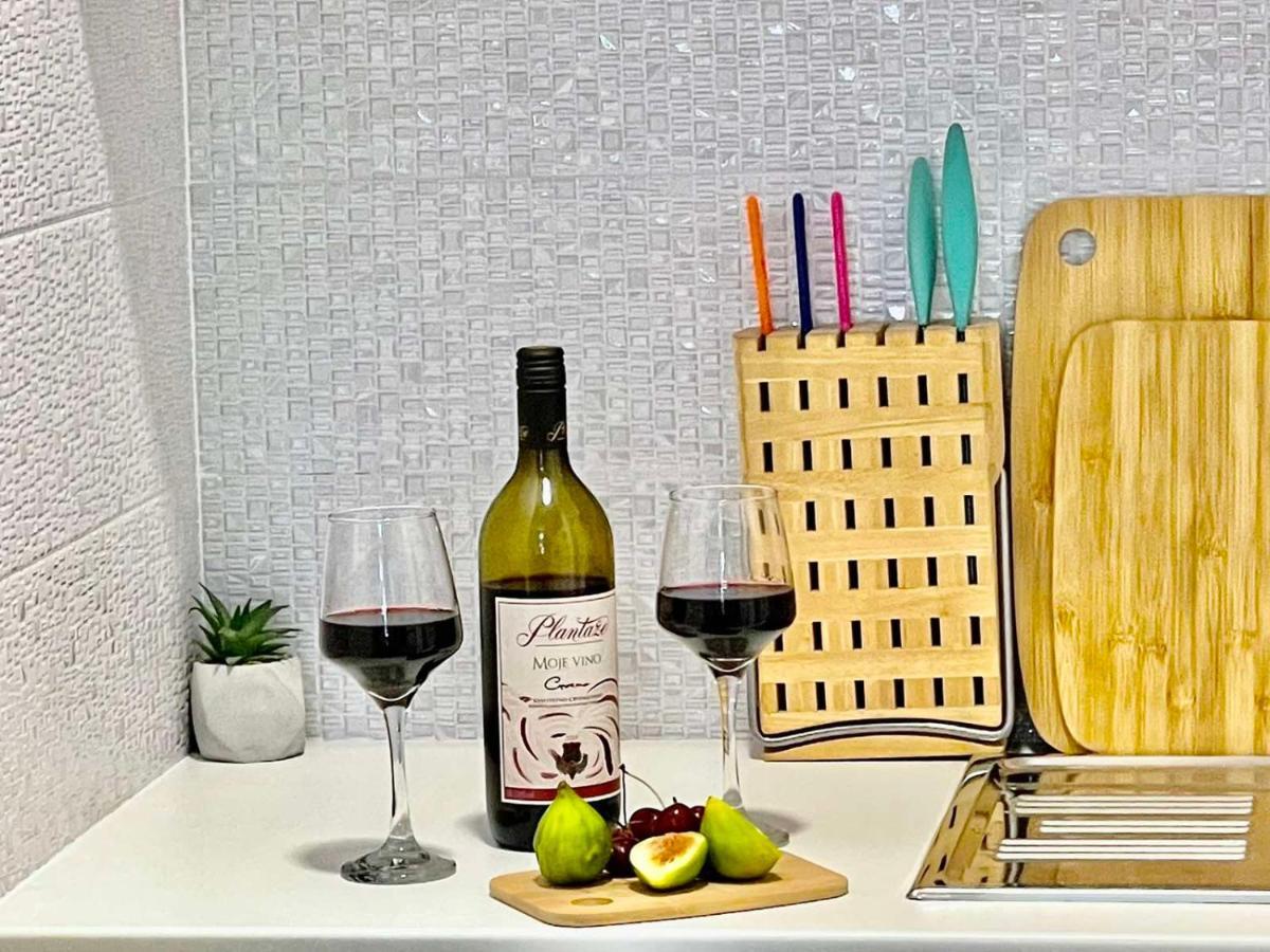 Olive Square Apartment ブドヴァ エクステリア 写真