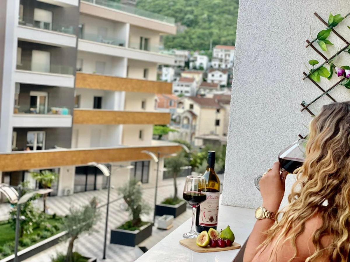 Olive Square Apartment ブドヴァ エクステリア 写真